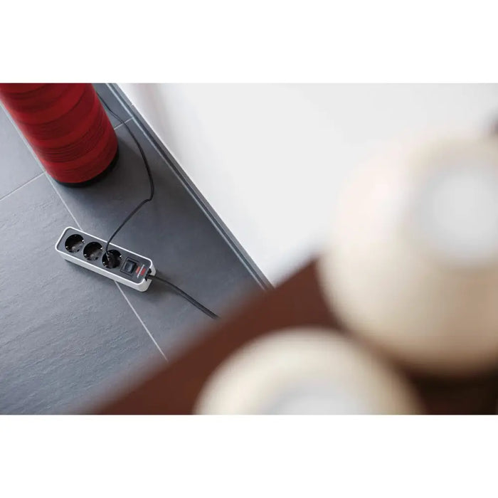 Контакт - 6 изхода с копче Brennenstuhl 1153260020 3600 W