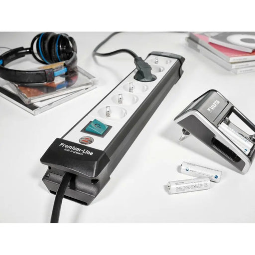 Контакт - 6 изхода с копче Brennenstuhl Premium-Line 3600 W