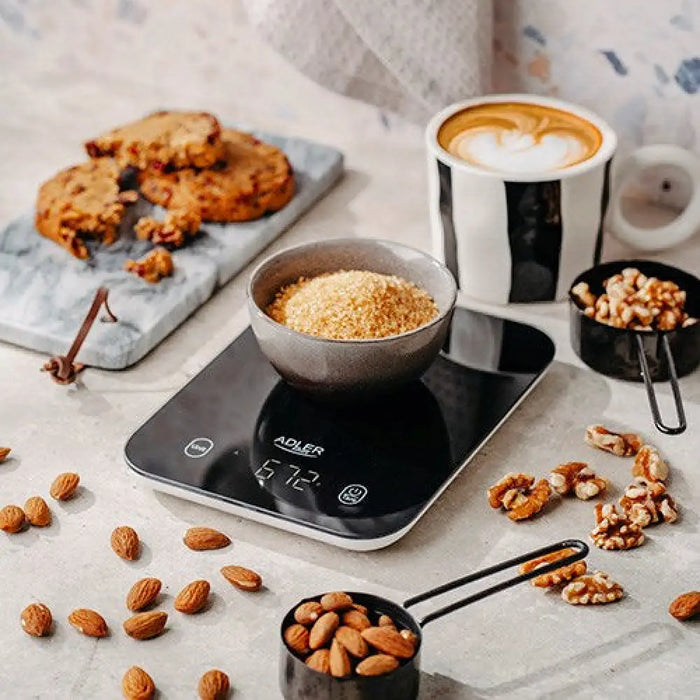Кухненска везна ADLER AD 3183b Черна
