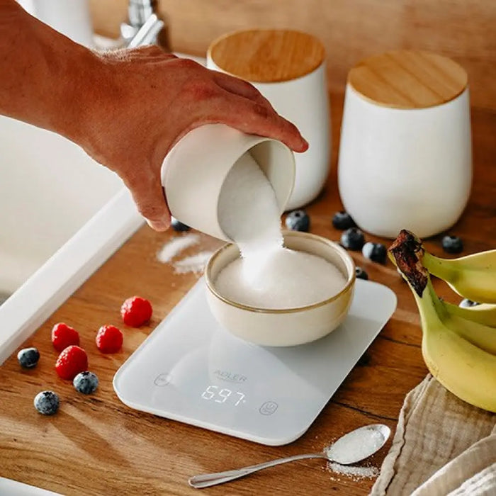 Кухненски кантар ADLER AD 3181 сив