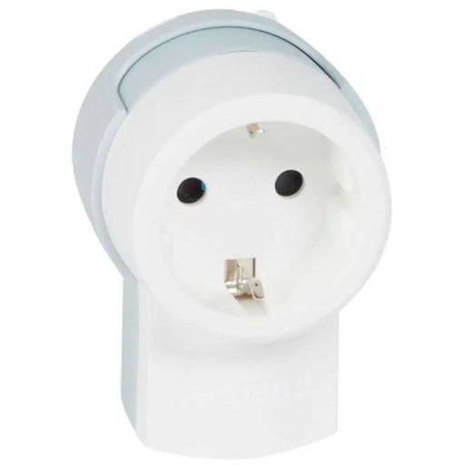 КУПЛУНГ 2P + E С ФИКС ЗА СТЕНА LEGRAND