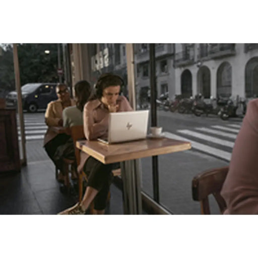 Лаптоп HP ELITEBOOK 840 G7 16 GB RAM 256 GB SSD