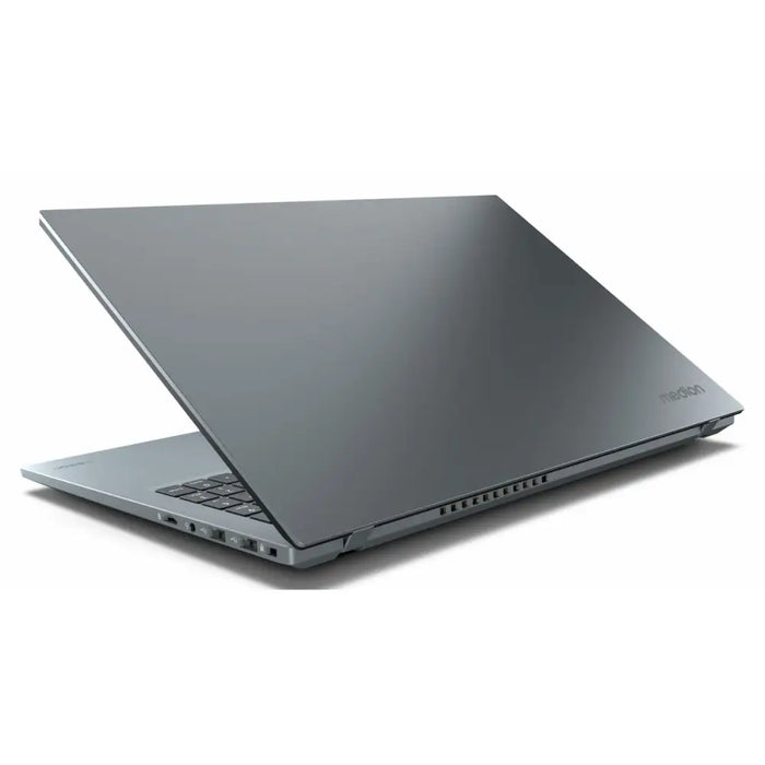 Лаптоп Medion E15433 1 TB SSD 32 GB RAM