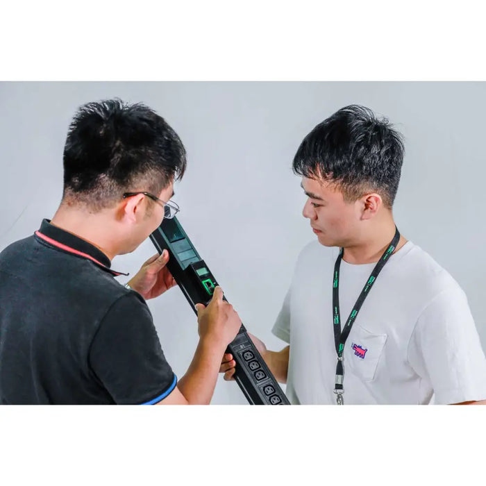 Лавица за стена APC EPDU1216M