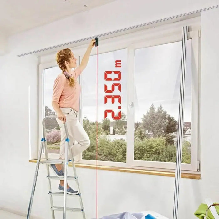 Лазерен нивелир BOSCH +/- 0,5mm/m 20 m