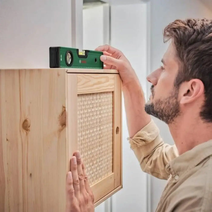 Лазерен нивелир BOSCH