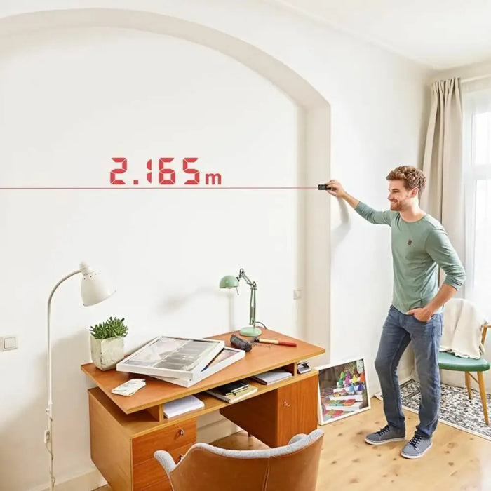 Лазерен нивелир BOSCH +/- 0,5mm/m 20 m