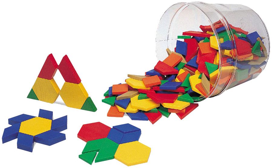 Игрален комплект Learning Resources - Пластмасов танграм, 250 броя