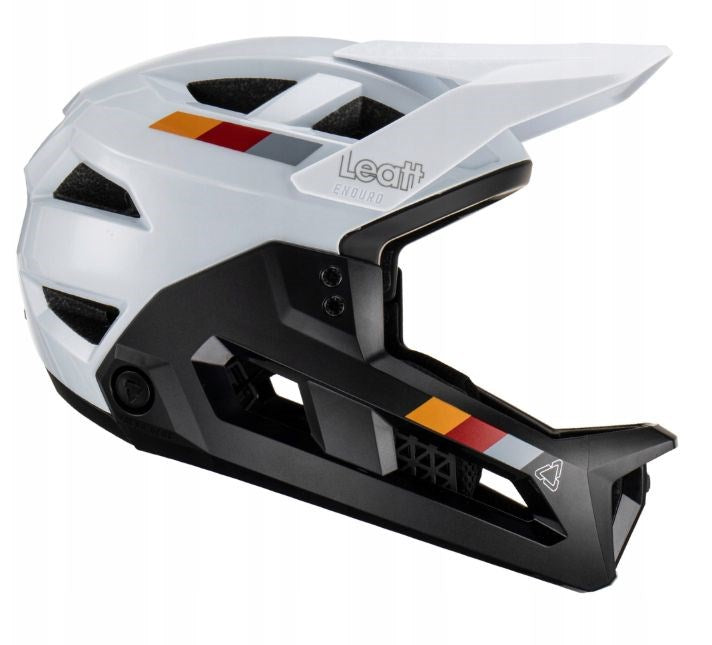 Велосипедна каска LEATT MTB Enduro 2.0 V23 с подвижен предпазител за брадичката, размер L (59–63 см), бяла