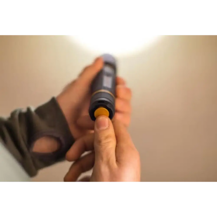 ЛЕД ФЕНЕР 350LM STANLEY FATMAX 4XAAA