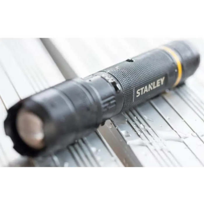 ЛЕД ФЕНЕР 350LM STANLEY FATMAX 4XAAA