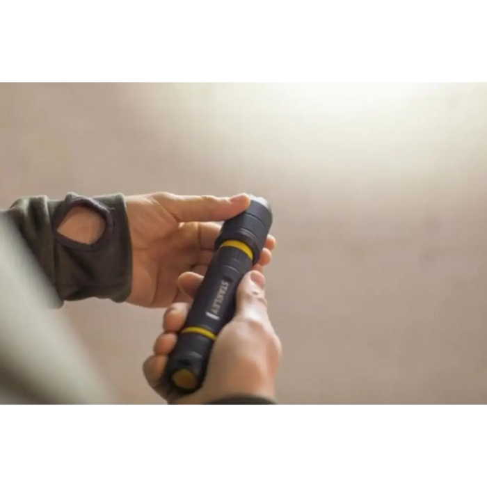 ЛЕД ФЕНЕР 350LM STANLEY FATMAX 4XAAA