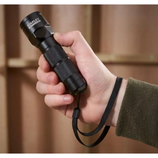 ЛЕД ФЕНЕР 70LM STANLEY 3XAAA БАТЕРИИ