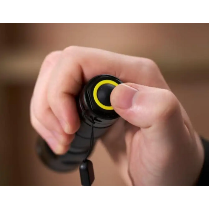 ЛЕД ФЕНЕР 70LM STANLEY 3XAAA БАТЕРИИ