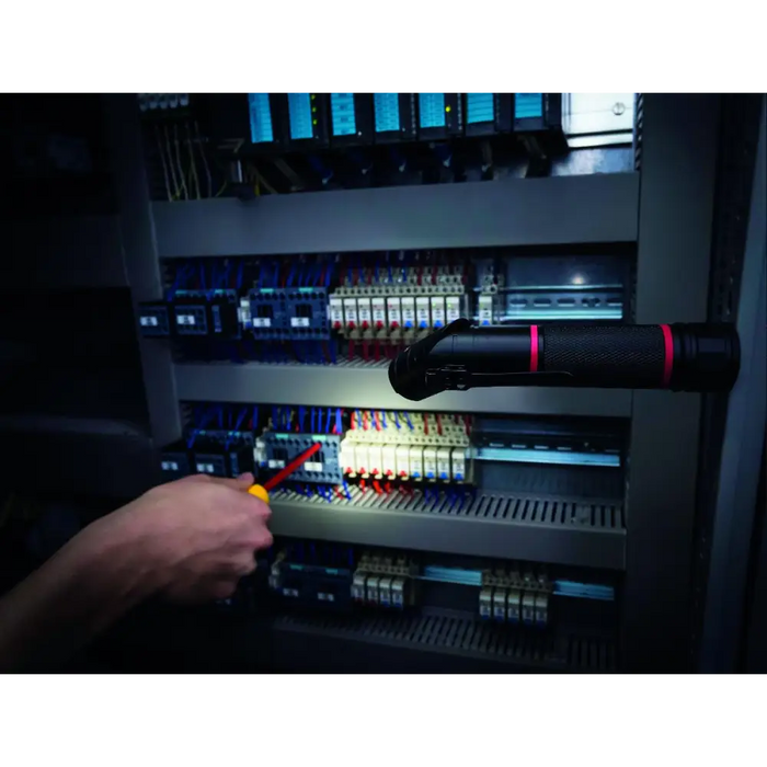 LED ФЕНЕР С ЛАЗЕР И UV СВЕТЛИНА WIHA