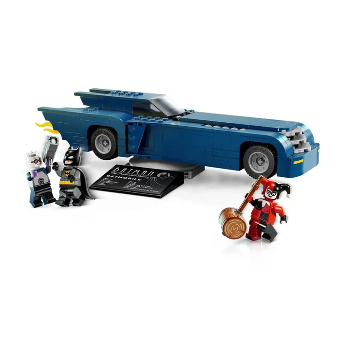 LEGO BATMAN 76274 Batman VS Harley Quinn and Mr. Freeze
