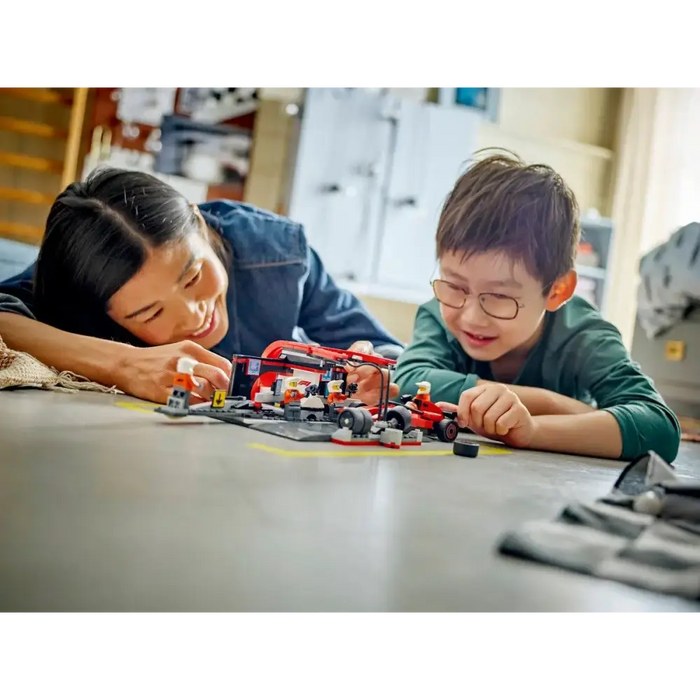 LEGO CITY 60443 F1 - Pit Stop & Pit Crew with Ferrari Car