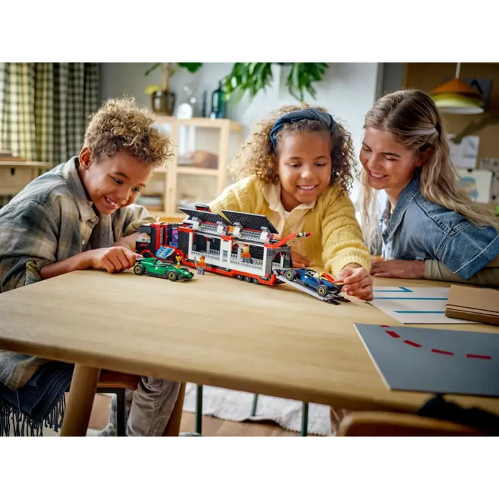 LEGO CITY 60445 F1 - Камион с автомобили RB20 и AMR24 F1