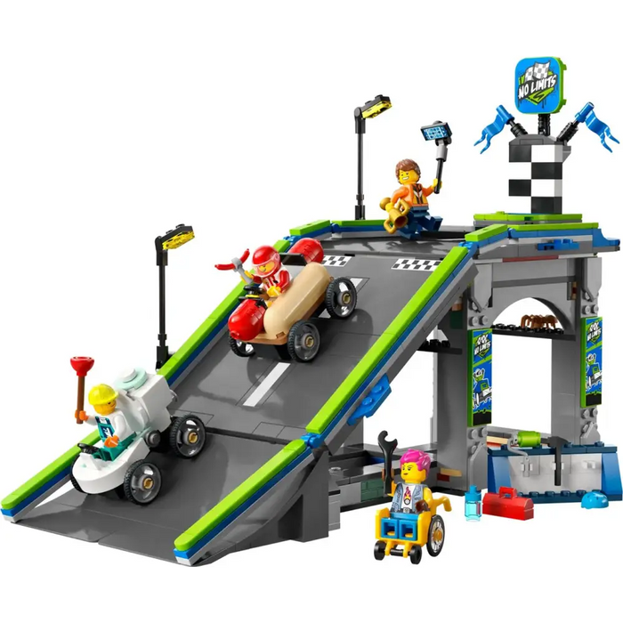 LEGO CITY 60460 No Limits: Камион с рампа със състезателна