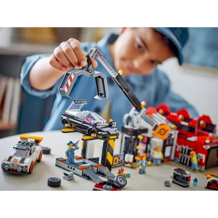 LEGO CITY 60472 Scrapyard with Cars