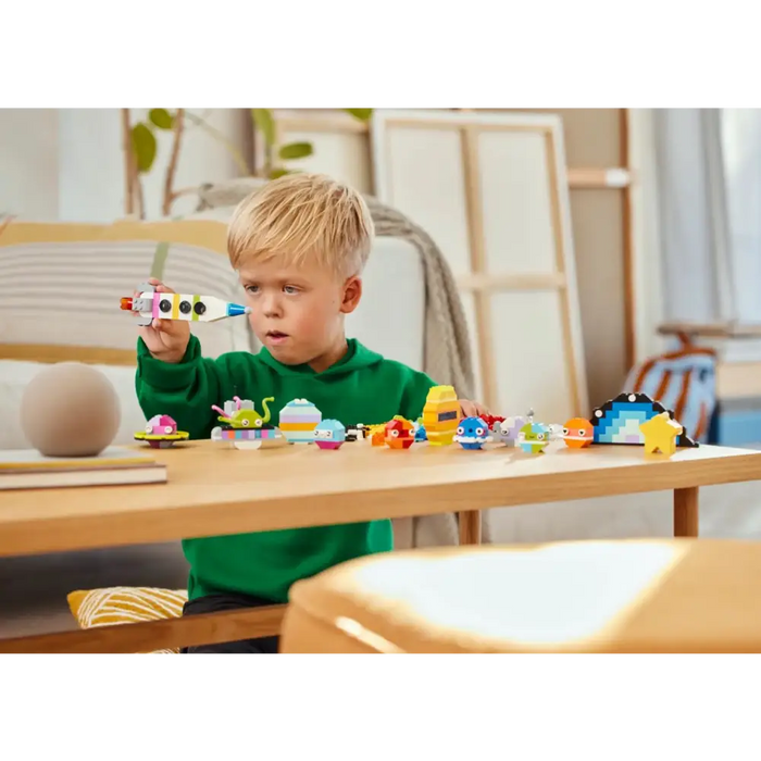 LEGO CLASSIC 11037 Creative Space Planets