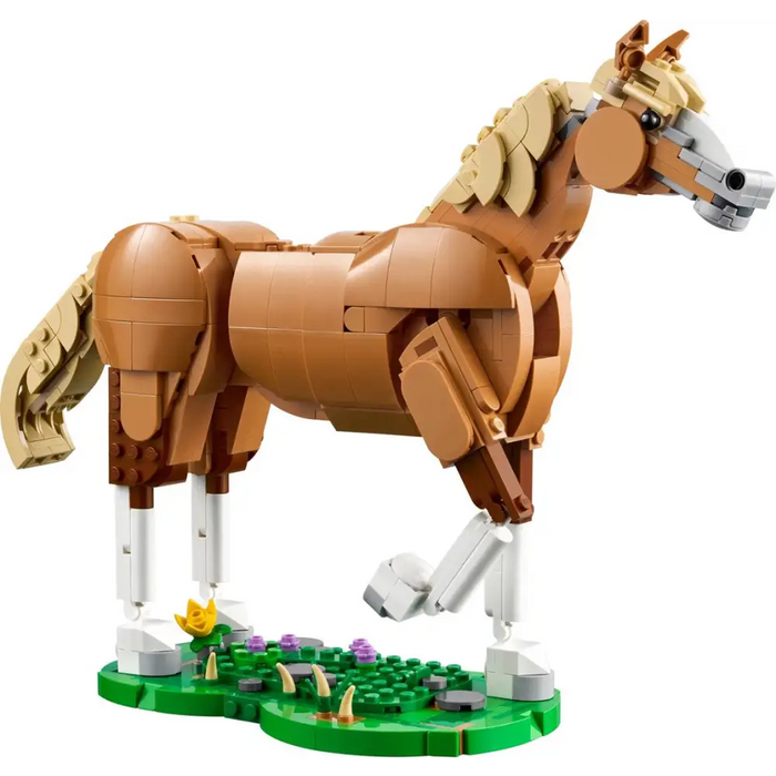 LEGO CREATOR 3 В 1 31166 Красив кон