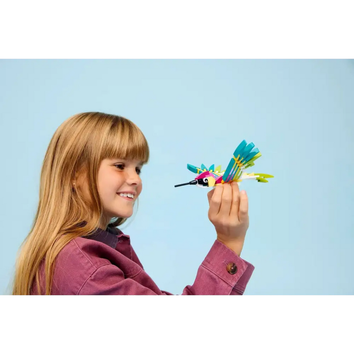 LEGO CREATOR 3 в 1 31384 Диви животни: Цветен колибри