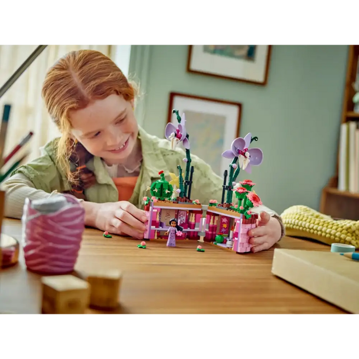 LEGO DISNEY 43237 Саксията на Изабела
