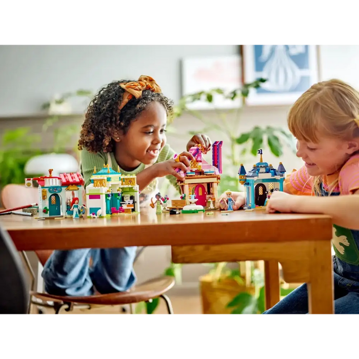 LEGO DISNEY 43246 ПАЗАРНО ПРИКЛЮЧЕНИЕ НА ПРИНЦЕСИТЕ НА ДИСНИ