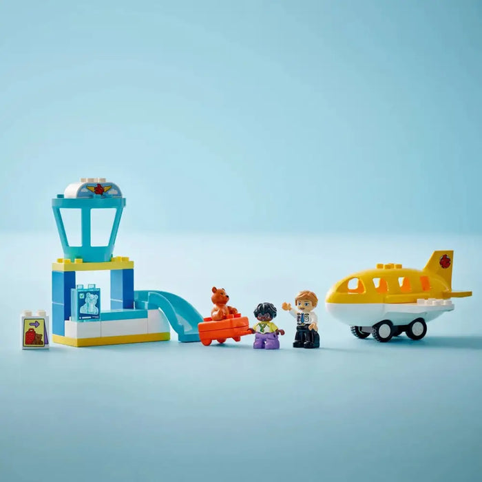 LEGO DUPLO 10443 Първи път на летището