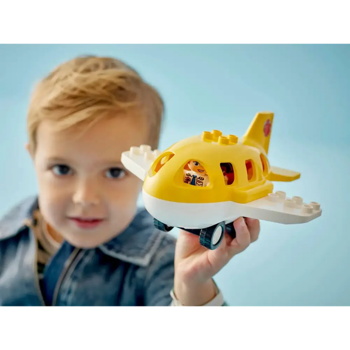 LEGO DUPLO 10443 Първи път на летището