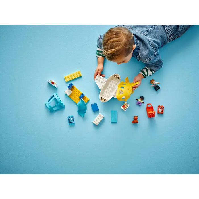 LEGO DUPLO 10443 Първи път на летището