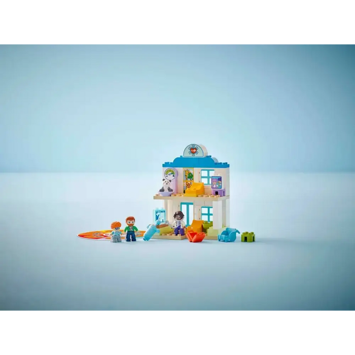LEGO DUPLO 10449 Първият път: Посещение при лекаря
