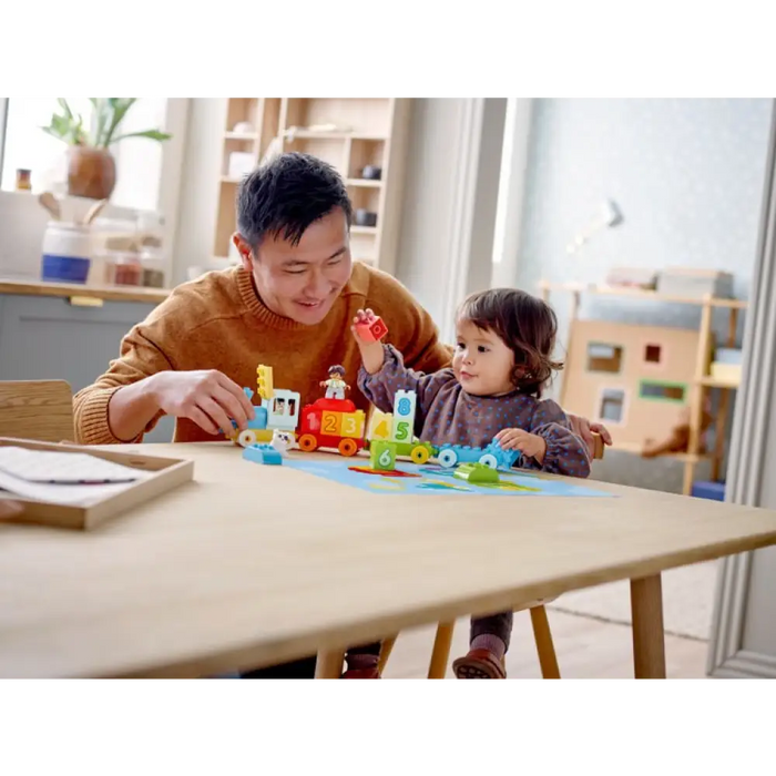 LEGO DUPLO 10954 ВЛАК С ЦИФРИ - НАУЧЕТЕ СЕ ДА БРОИТЕ