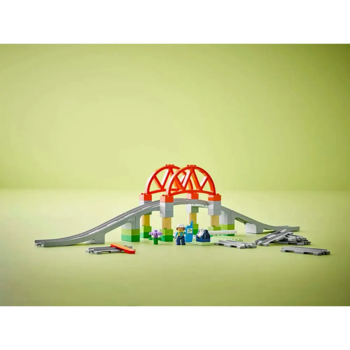 LEGO DUPLO TOWN 10426 Мост и железопътни релси