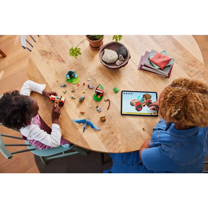 LEGO Джурасик свят 76963 Център за спасяване на бебета