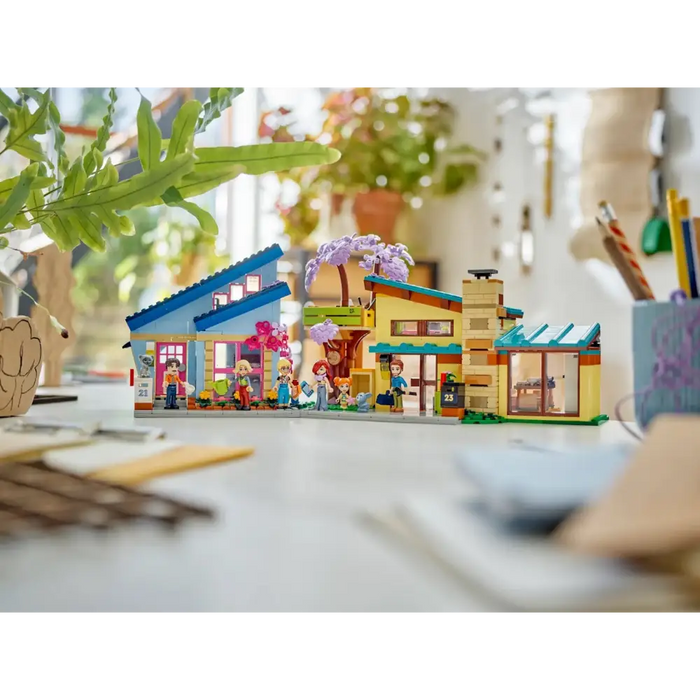 LEGO FRIENDS 42620 СЕМЕЙНИТЕ КЪЩИ НА ОЛИ И ПЕЙСЛИ