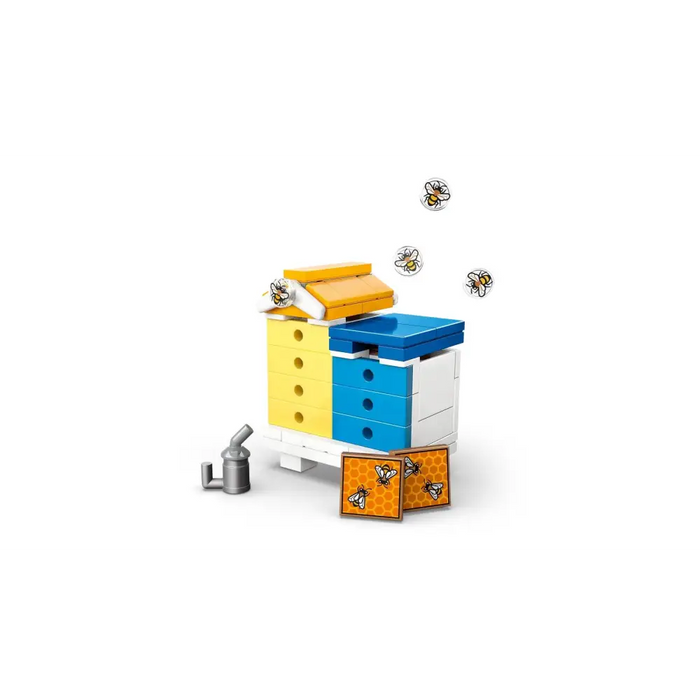 LEGO FRIENDS 42669 Къща на пчеларя и цветна градина