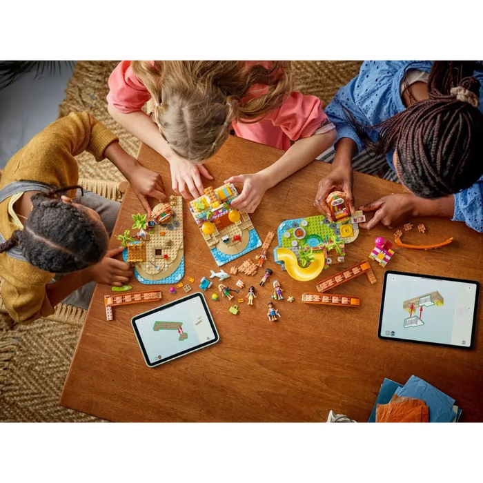 LEGO FRIENDS 42673 Family Vacation Beach Resort