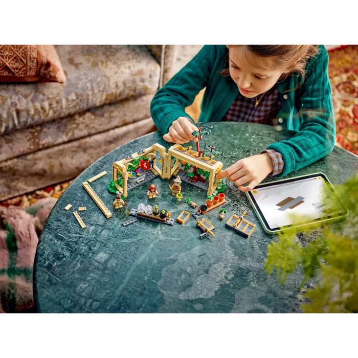 ЛЕГО ХАРИ ПОТЪР 76445 Замъкът Хогуортс - Хербология