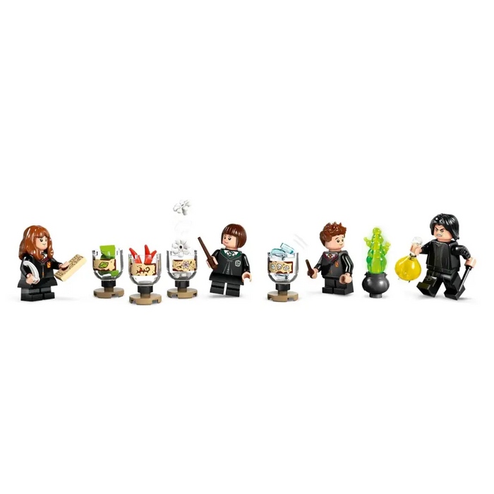 LEGO HARRY POTTER 76431 Замъкът Хогуортс: Клас по отвари
