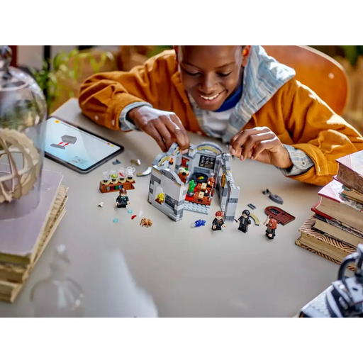 LEGO HARRY POTTER 76431 Замъкът Хогуортс: Клас по отвари