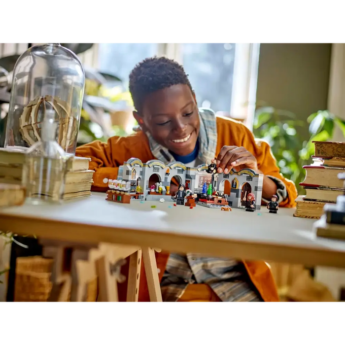 LEGO HARRY POTTER 76431 Замъкът Хогуортс: Клас по отвари