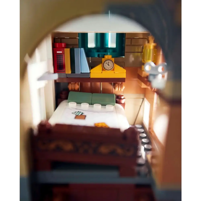LEGO HARRY POTTER 76437 The Burrow - Колекционерско издание