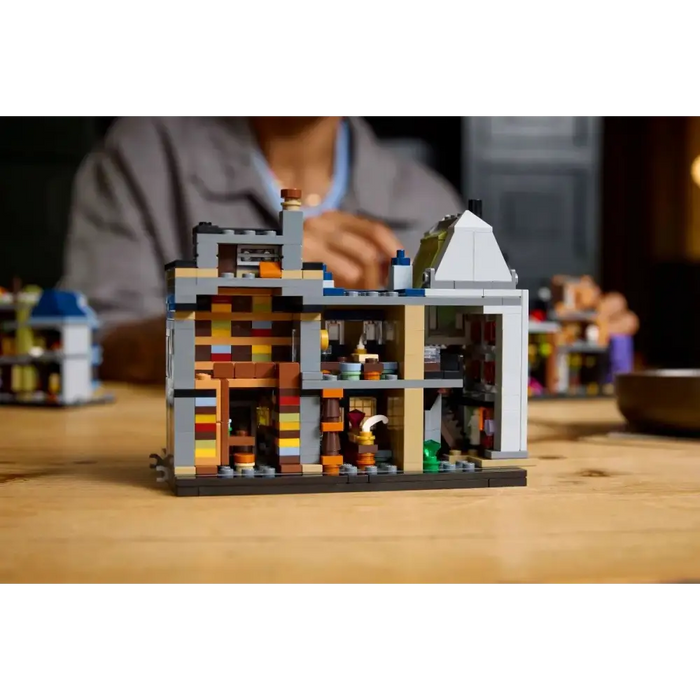 LEGO HARRY POTTER 76444 Diagon Alley Wizarding Shops