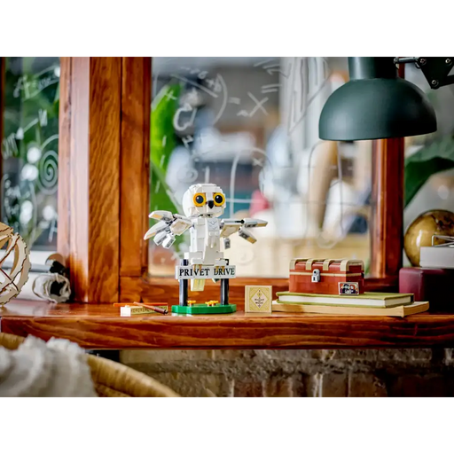 LEGO Harry Potter - Hedwig at 4 Privet Drive - 76425