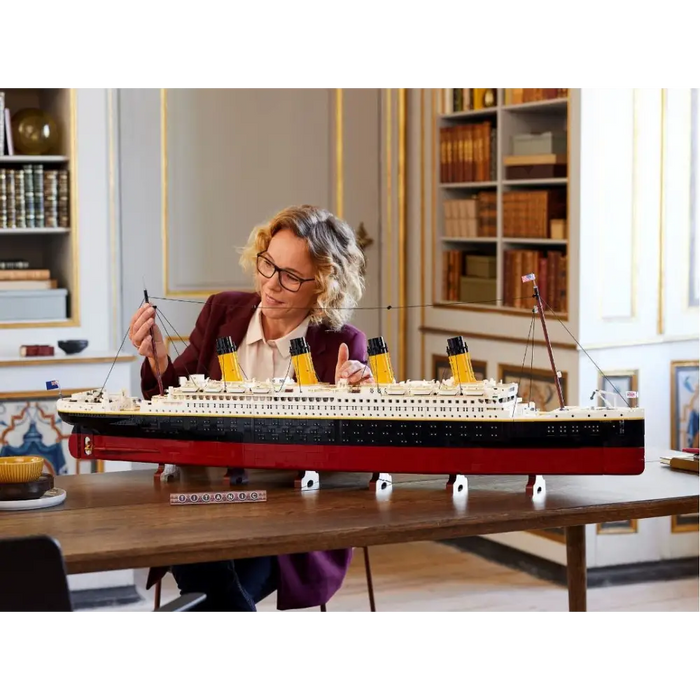 LEGO ICONS 10294 LEGO TITANIC