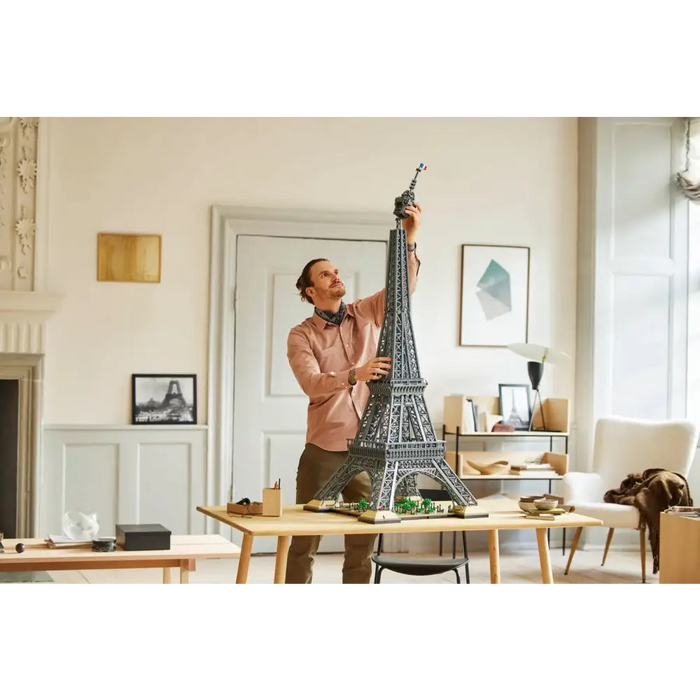 LEGO ICONS 10307 АЙФЕЛОВА КУЛА