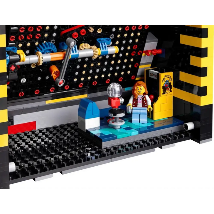 LEGO ICONS 10323 PAC-MAN GAME MACHINE