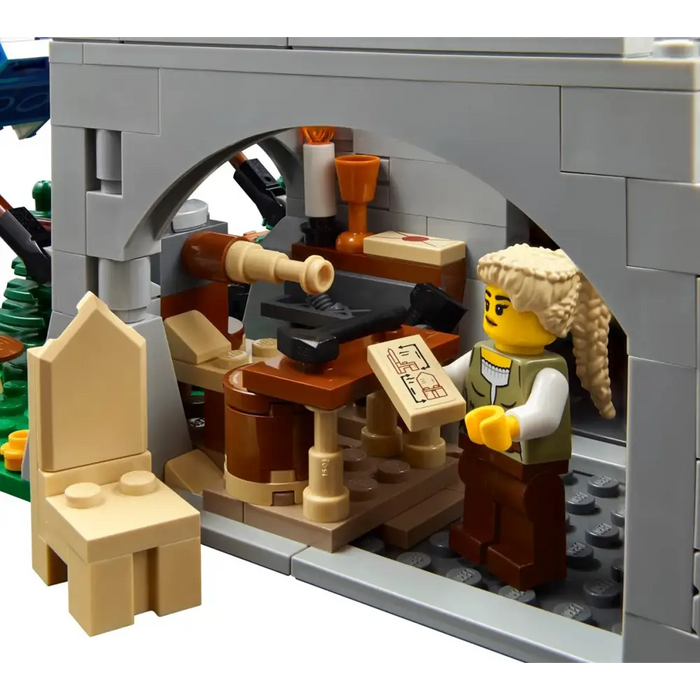 LEGO ICONS 10332 Средновековен градски площад